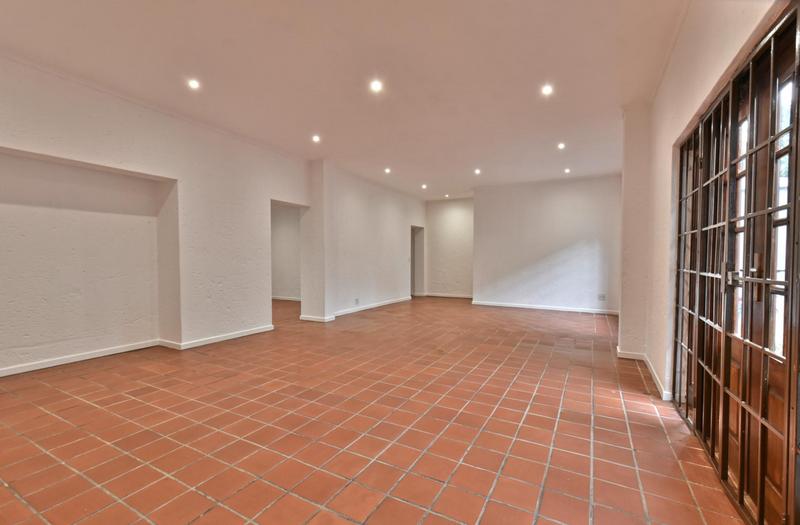 7 Bedroom Property for Sale in Orchards Gauteng