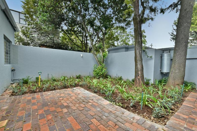 7 Bedroom Property for Sale in Orchards Gauteng