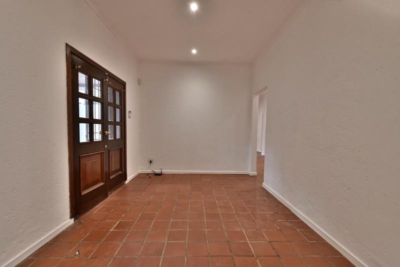7 Bedroom Property for Sale in Orchards Gauteng