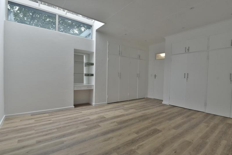 7 Bedroom Property for Sale in Orchards Gauteng