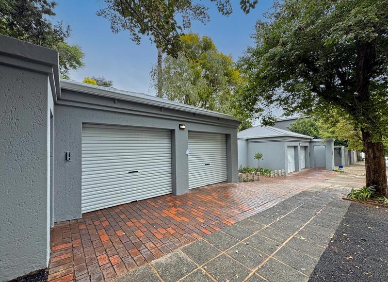 7 Bedroom Property for Sale in Orchards Gauteng