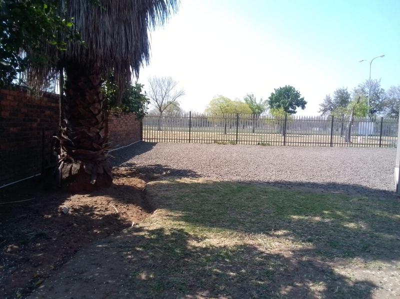To Let commercial Property for Rent in Vanderbijlpark Sw 2 Gauteng