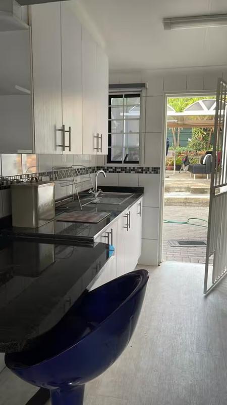 To Let 1 Bedroom Property for Rent in Ferndale Gauteng