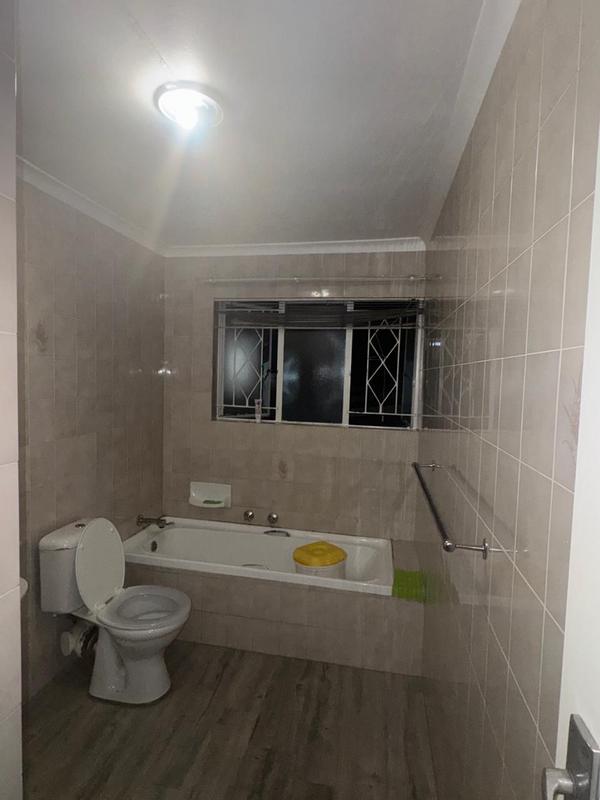 To Let 2 Bedroom Property for Rent in Ferndale Gauteng