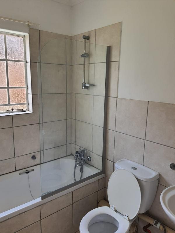 To Let 1 Bedroom Property for Rent in Silver Lakes Gauteng