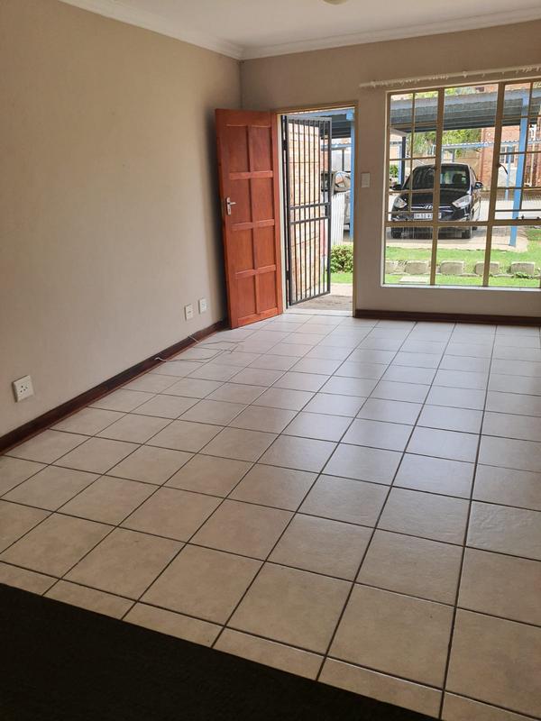 To Let 1 Bedroom Property for Rent in Silver Lakes Gauteng