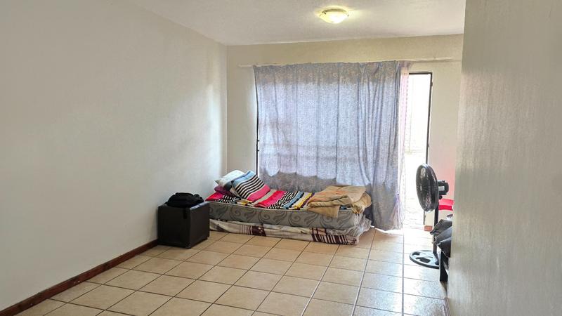 2 Bedroom Property for Sale in Annlin-wes Gauteng