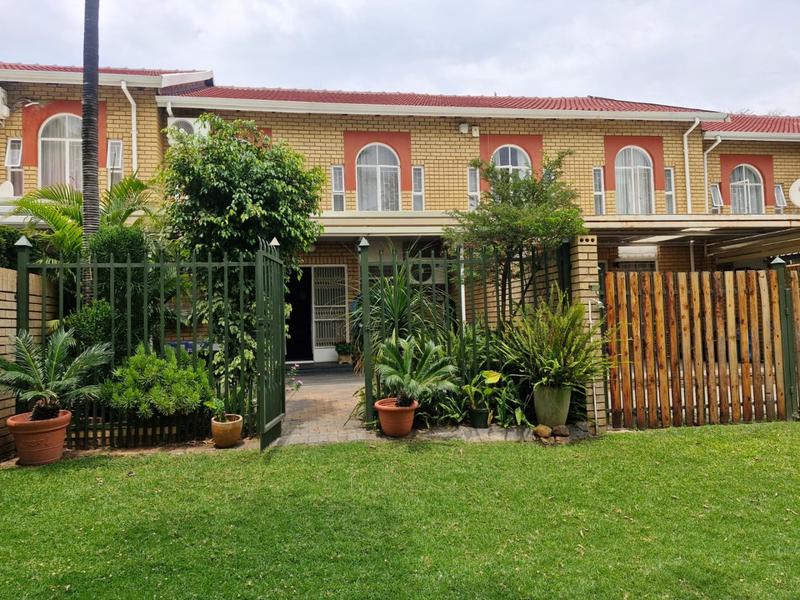 3 Bedroom Property for Sale in Magalieskruin Gauteng