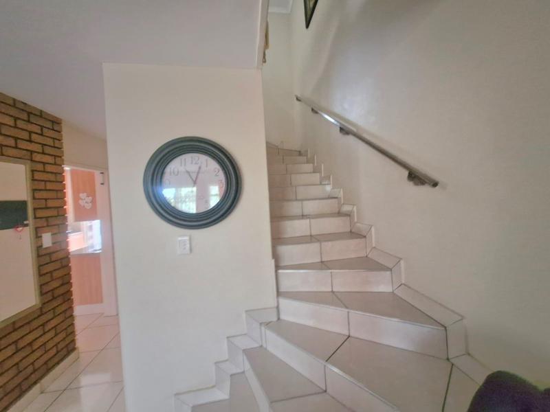 3 Bedroom Property for Sale in Magalieskruin Gauteng