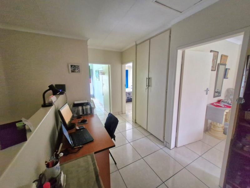 3 Bedroom Property for Sale in Magalieskruin Gauteng