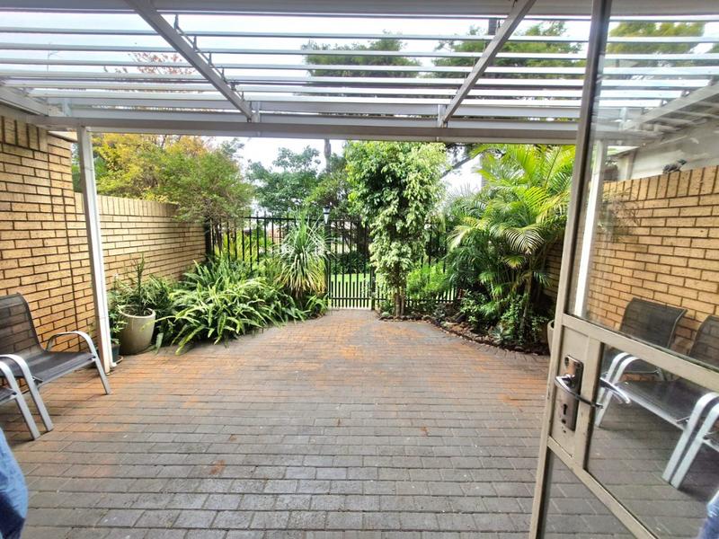 3 Bedroom Property for Sale in Magalieskruin Gauteng