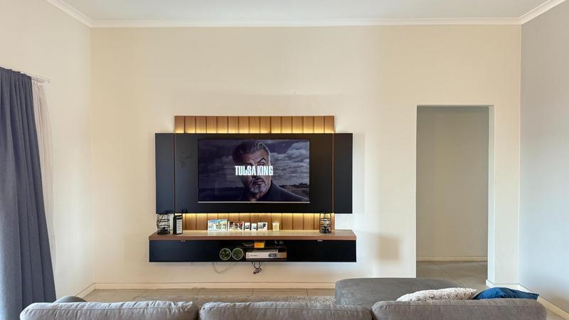 2 Bedroom Property for Sale in Golden Fields Estate Gauteng