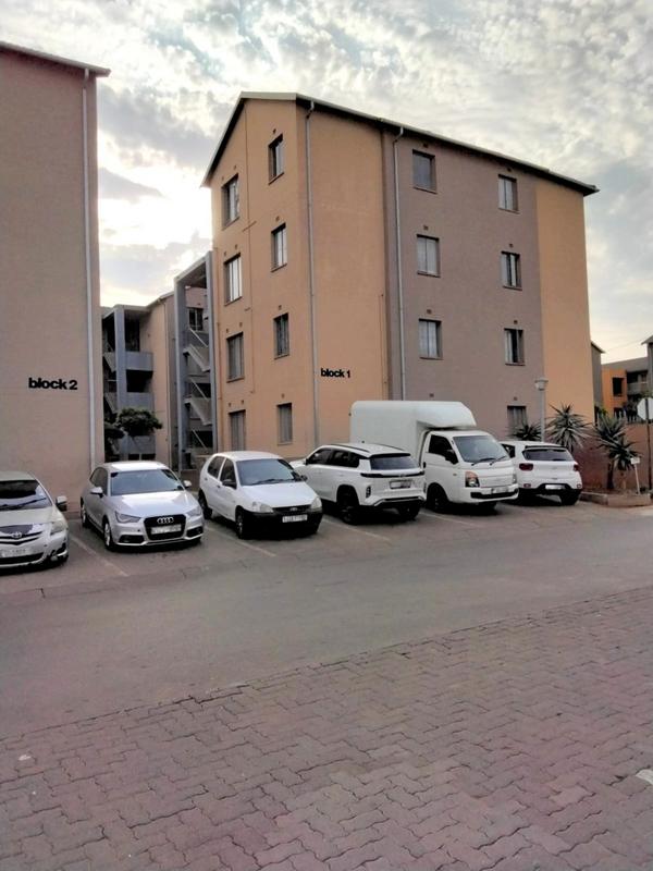 2 Bedroom Property for Sale in Jabulani Gauteng
