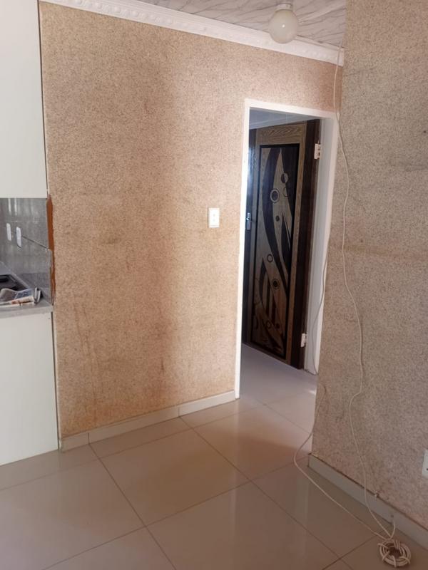 2 Bedroom Property for Sale in Protea Glen Gauteng