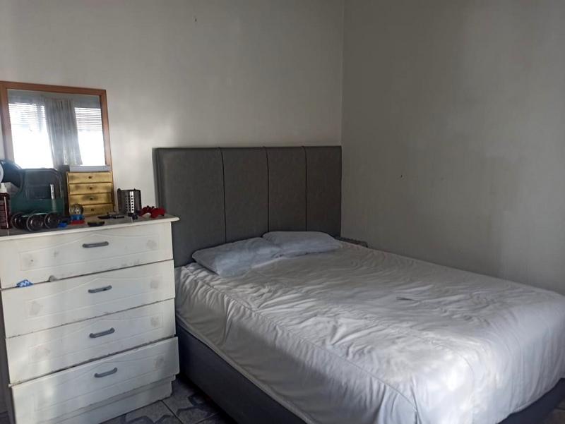 2 Bedroom Property for Sale in Suideroord Gauteng