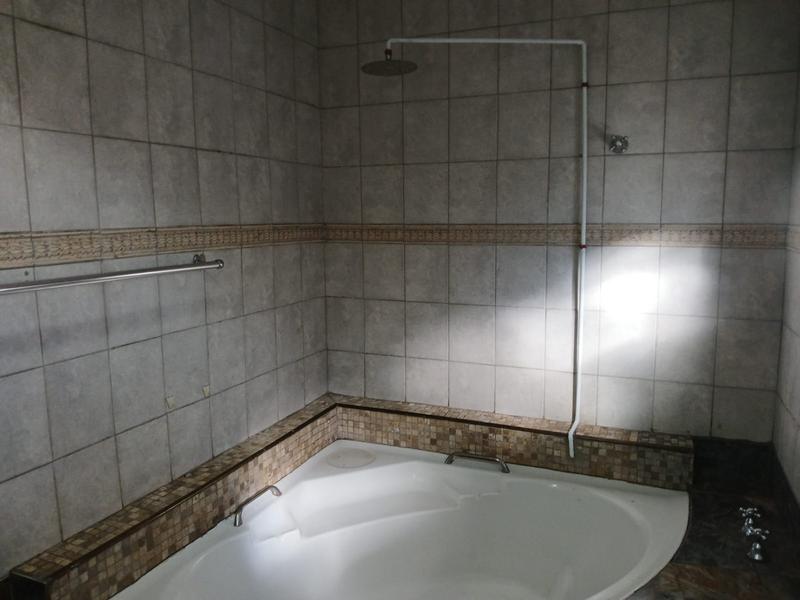 To Let 3 Bedroom Property for Rent in Claremont Gauteng