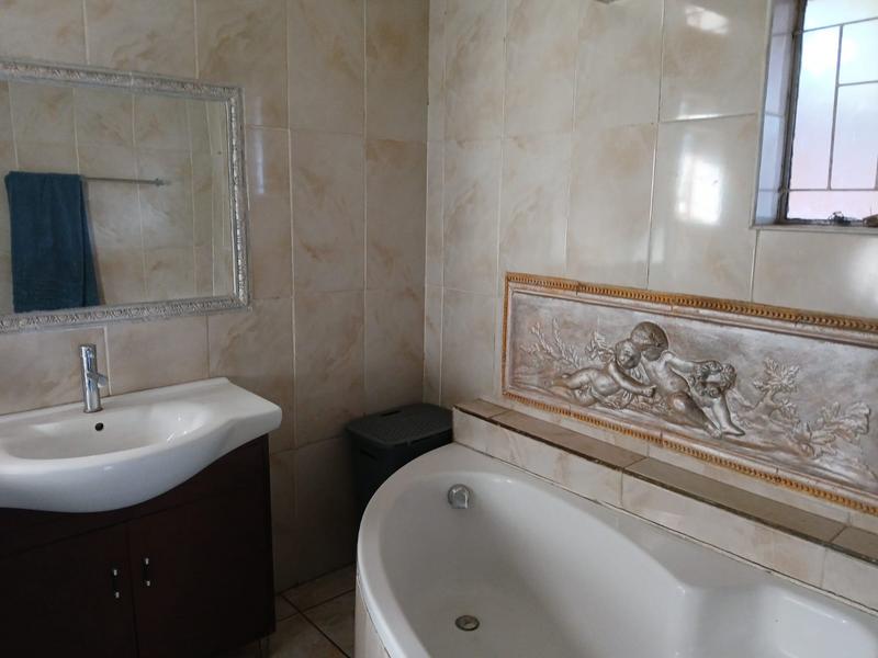 To Let 3 Bedroom Property for Rent in Claremont Gauteng