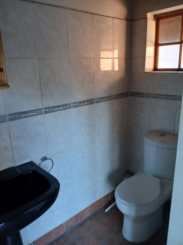 To Let 3 Bedroom Property for Rent in Claremont Gauteng