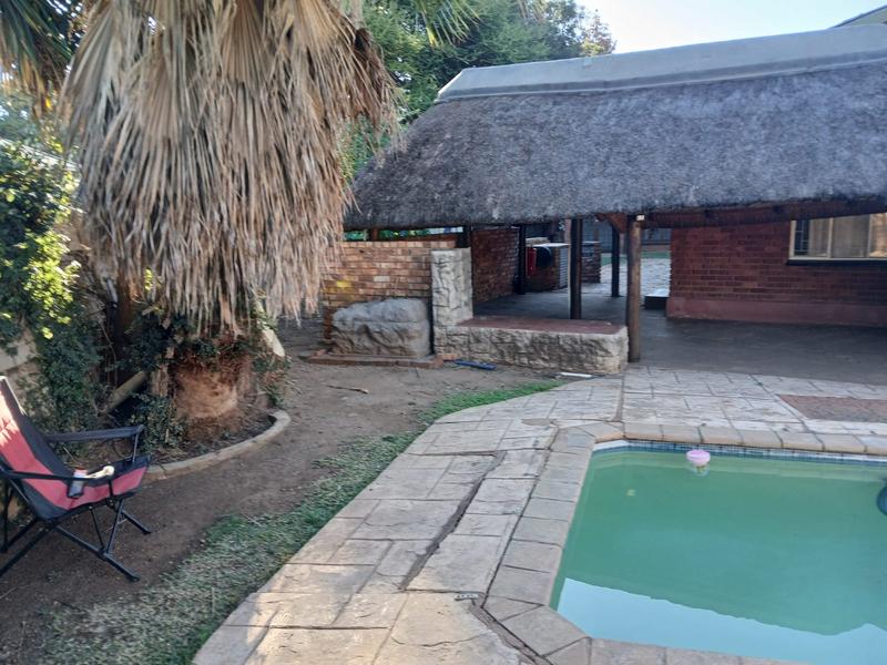 To Let 3 Bedroom Property for Rent in Claremont Gauteng