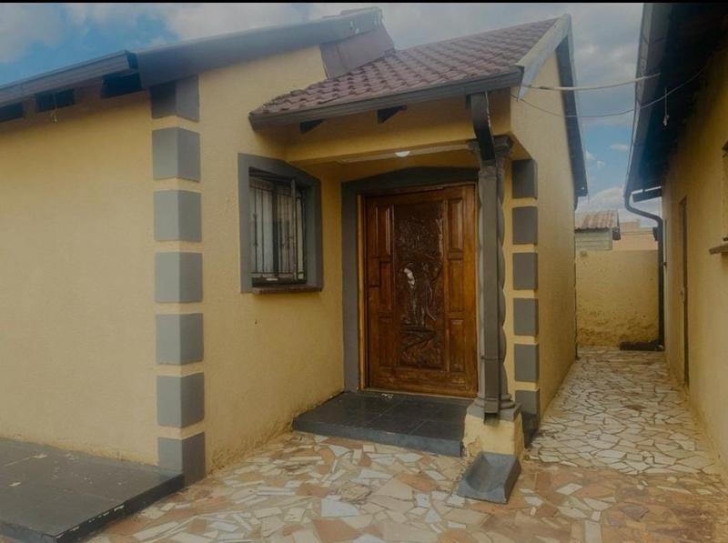 3 Bedroom Property for Sale in Vosloorus Ext 6 Gauteng