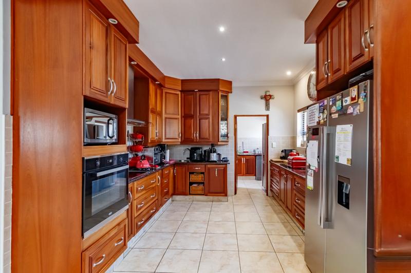 4 Bedroom Property for Sale in Midstream Estate Gauteng