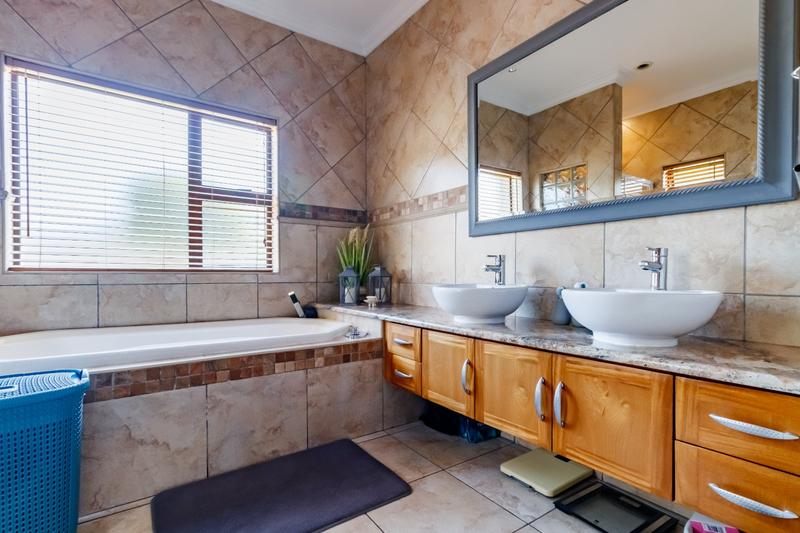 4 Bedroom Property for Sale in Midstream Estate Gauteng