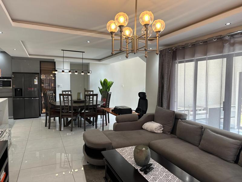 To Let 4 Bedroom Property for Rent in Louwlardia Gauteng