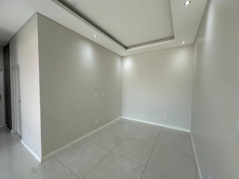 To Let 4 Bedroom Property for Rent in Louwlardia Gauteng