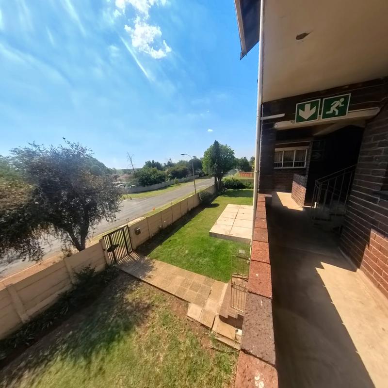 2 Bedroom Property for Sale in Croydon Gauteng
