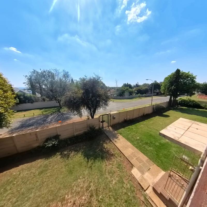 2 Bedroom Property for Sale in Croydon Gauteng