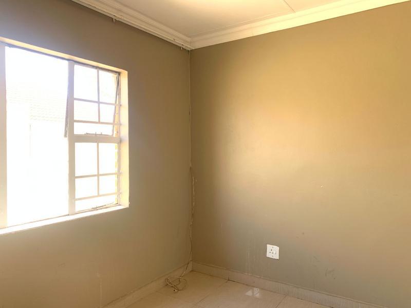2 Bedroom Property for Sale in Halfway Gardens Gauteng