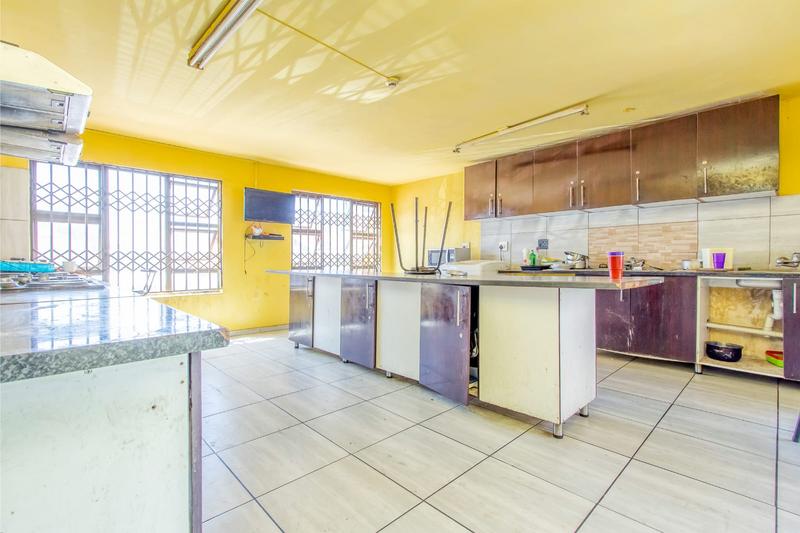 15 Bedroom Property for Sale in Pimville Zone 7 Gauteng