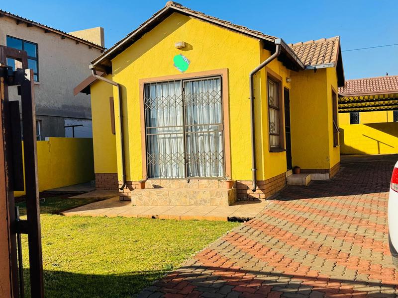 3 Bedroom Property for Sale in Dawn Park Gauteng