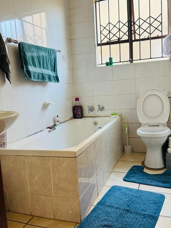 3 Bedroom Property for Sale in Dawn Park Gauteng