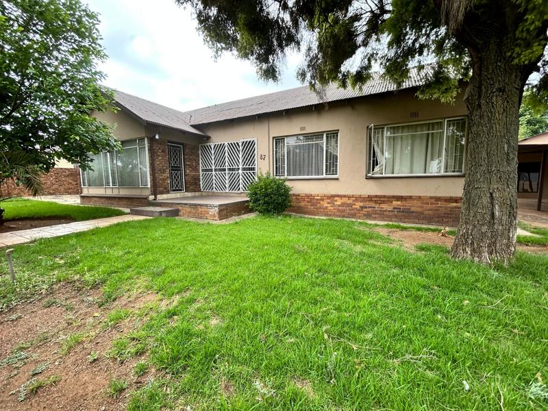 5 Bedroom Property for Sale in Brakpan Gauteng