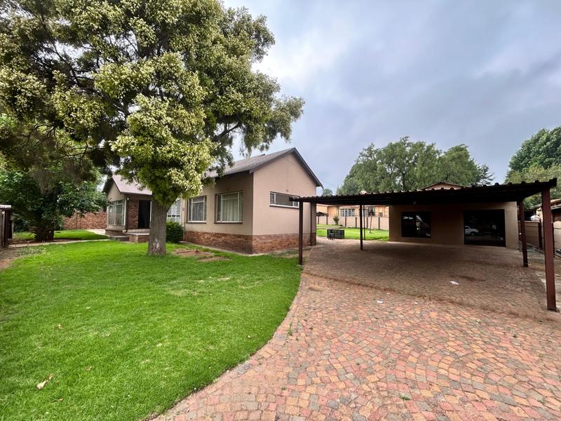 5 Bedroom Property for Sale in Brakpan Gauteng