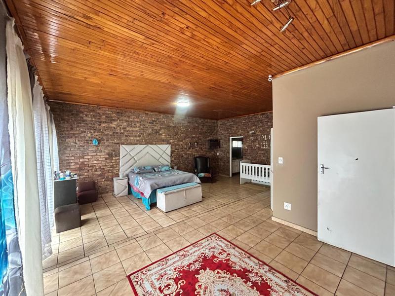 5 Bedroom Property for Sale in Brakpan Gauteng