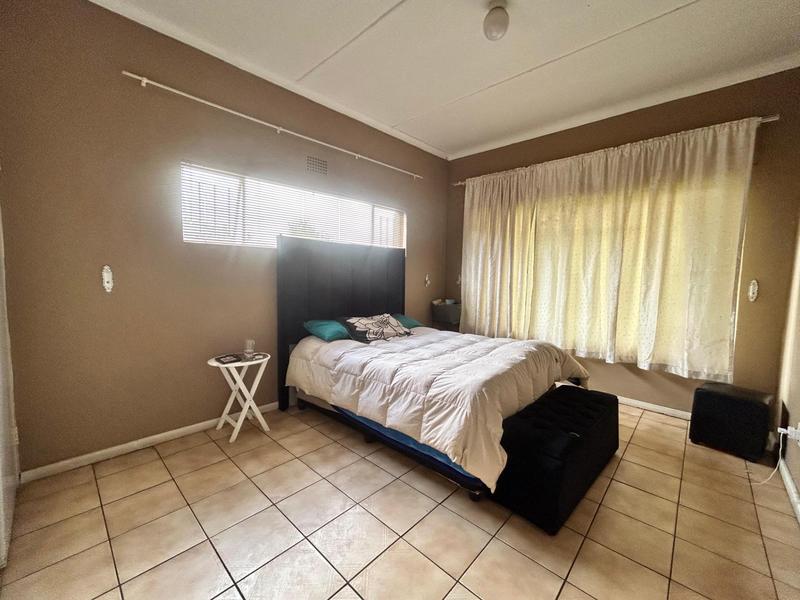 5 Bedroom Property for Sale in Brakpan Gauteng