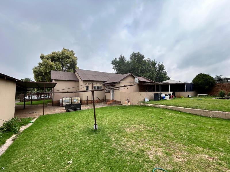 5 Bedroom Property for Sale in Brakpan Gauteng