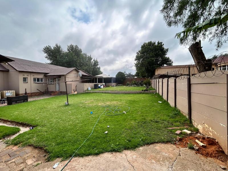 5 Bedroom Property for Sale in Brakpan Gauteng