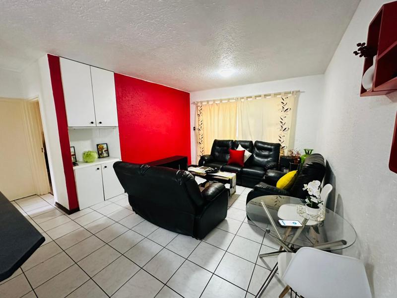 2 Bedroom Property for Sale in Wychwood Gauteng