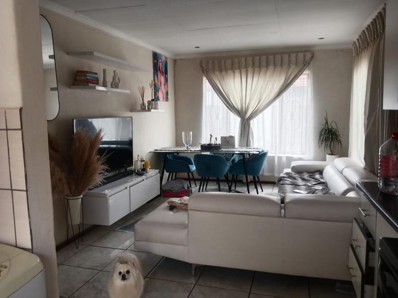 3 Bedroom Property for Sale in Vosloorus Ext 2 Gauteng