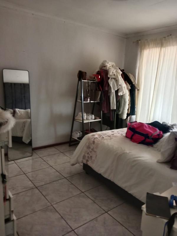 3 Bedroom Property for Sale in Vosloorus Ext 2 Gauteng