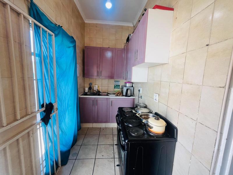 14 Bedroom Property for Sale in Brixton Gauteng