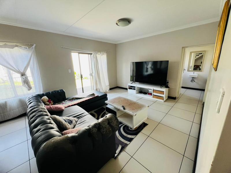 3 Bedroom Property for Sale in Halfway Gardens Gauteng