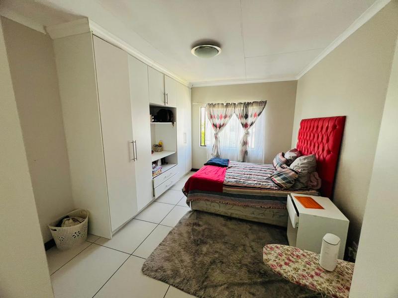 3 Bedroom Property for Sale in Halfway Gardens Gauteng