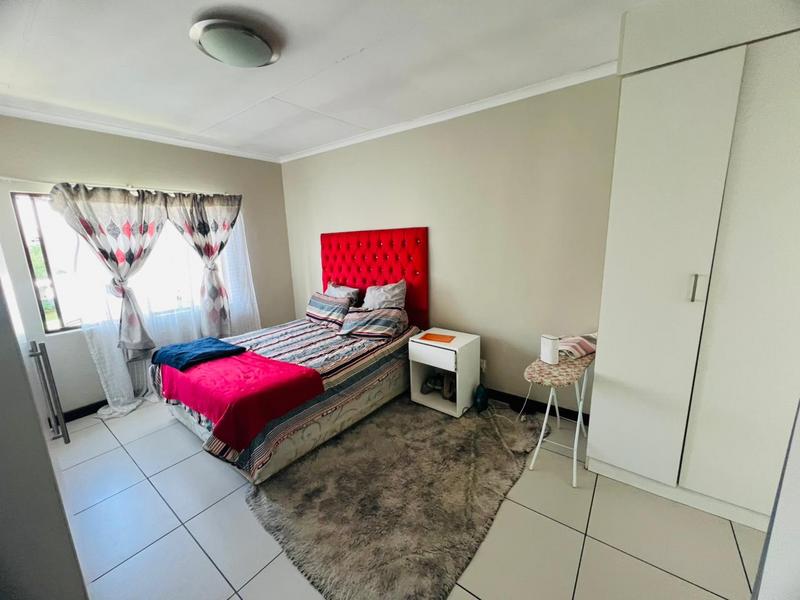 3 Bedroom Property for Sale in Halfway Gardens Gauteng