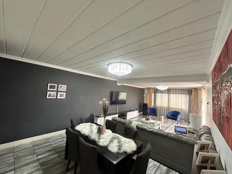 3 Bedroom Property for Sale in North Riding Gauteng