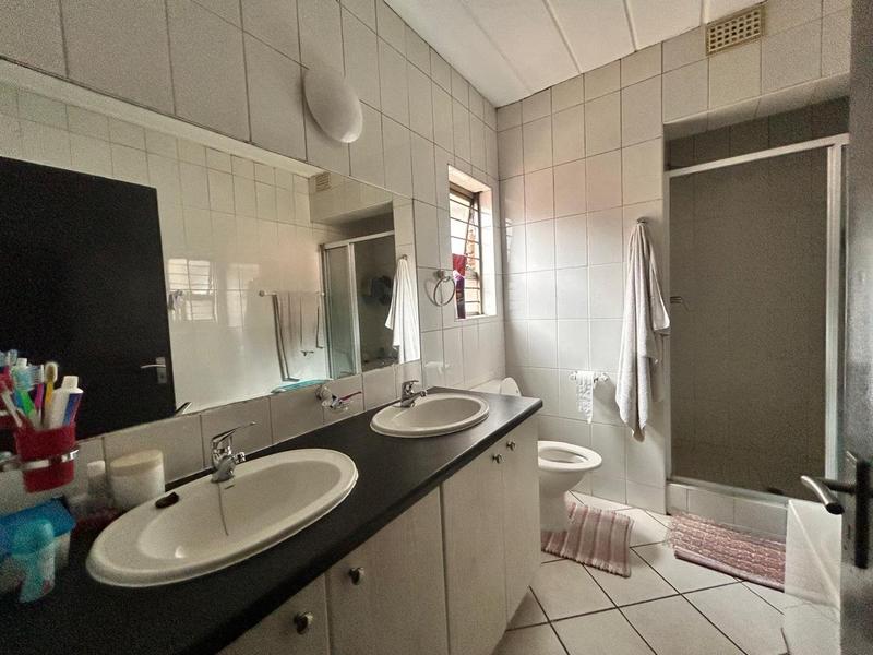 3 Bedroom Property for Sale in North Riding Gauteng