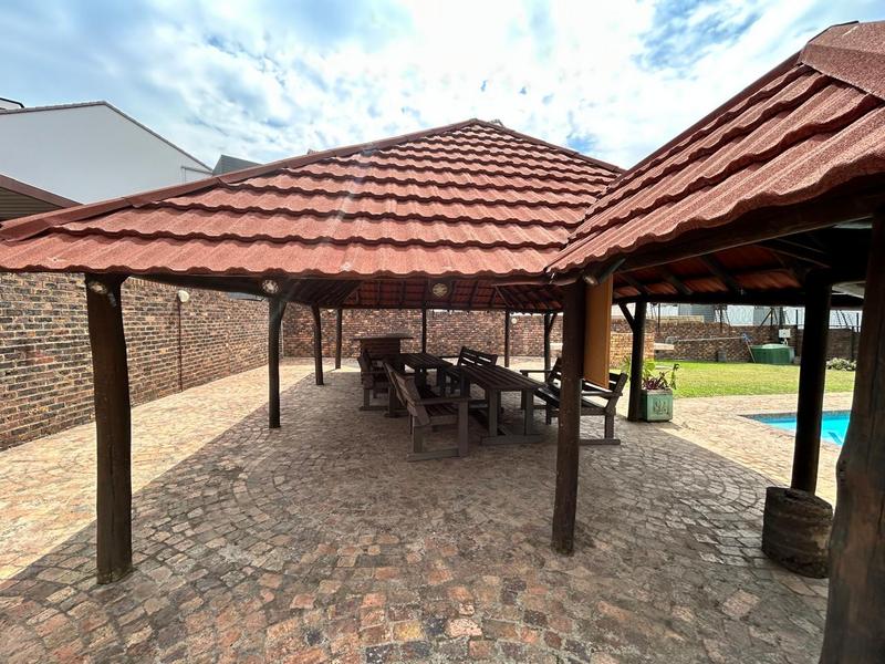 3 Bedroom Property for Sale in North Riding Gauteng